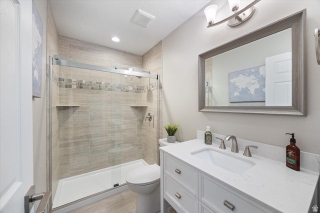 5751 W EARLY DAWN DR, West Jordan, UT 84081