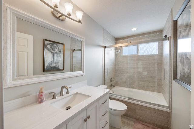 5751 W EARLY DAWN DR, West Jordan, UT 84081