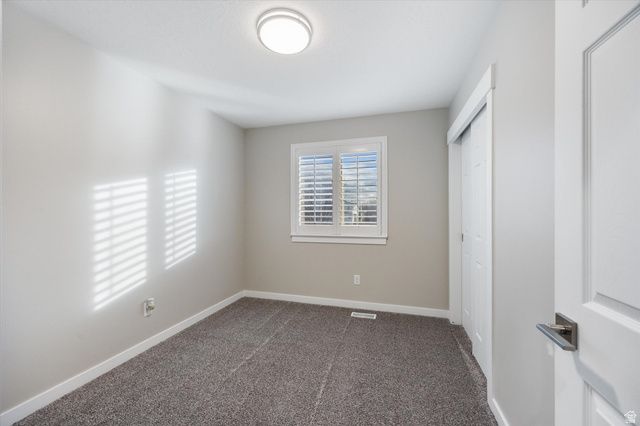 5751 W EARLY DAWN DR, West Jordan, UT 84081