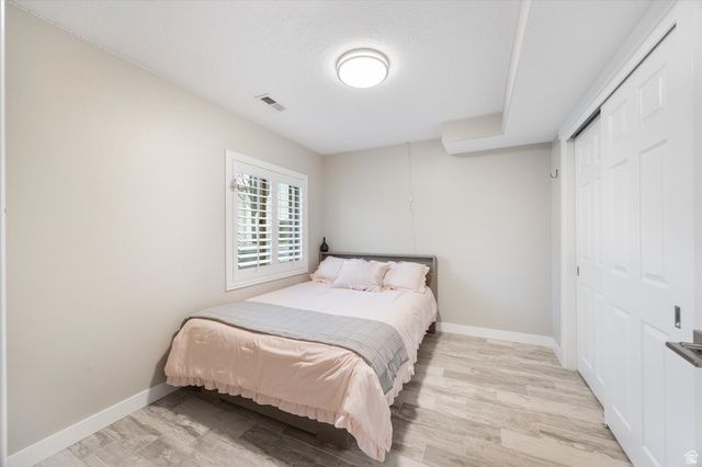 5751 W EARLY DAWN DR, West Jordan, UT 84081