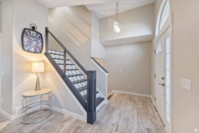 5751 W EARLY DAWN DR, West Jordan, UT 84081