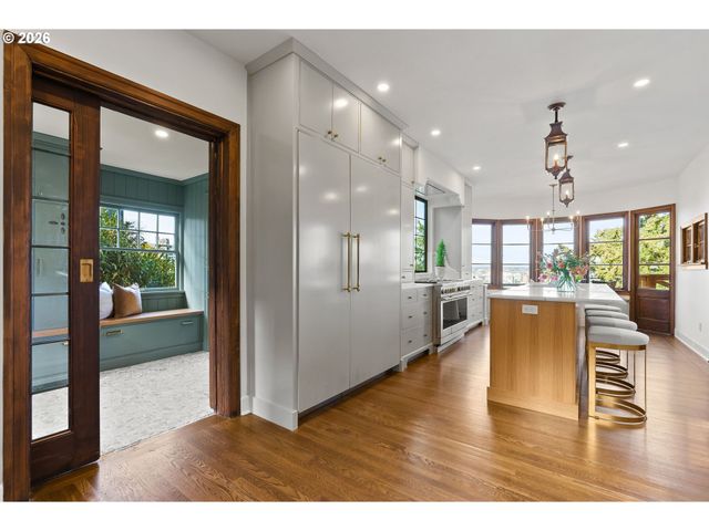 1442 Sw VISTA Ave, Portland, OR 97201