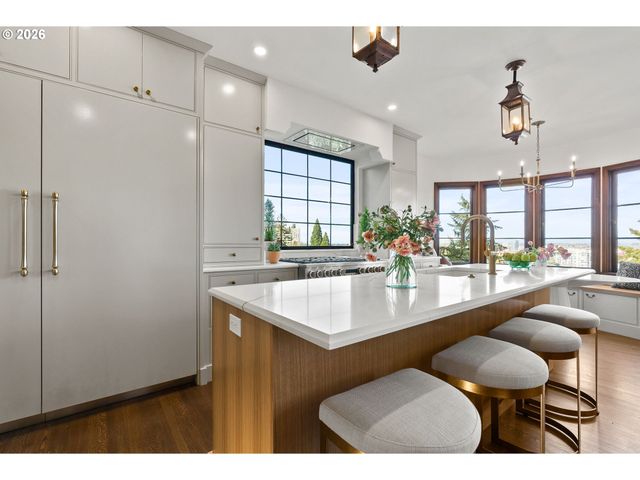 1442 Sw VISTA Ave, Portland, OR 97201