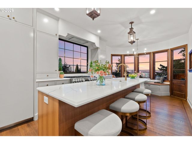 1442 Sw VISTA Ave, Portland, OR 97201