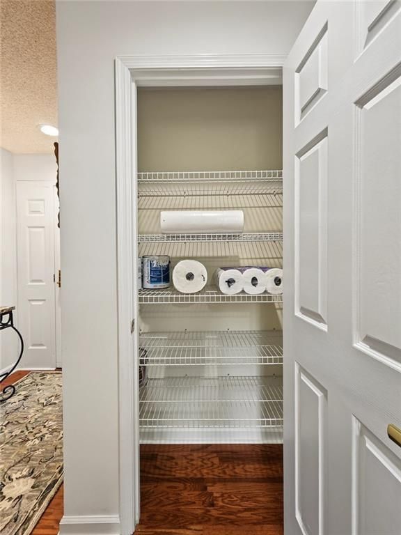 Image 16 of property listing at 1800 Clairmont Lk A703, Decatur, GA 30033
