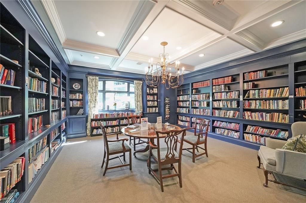 Image 44 of property listing at 1800 Clairmont Lk A703, Decatur, GA 30033