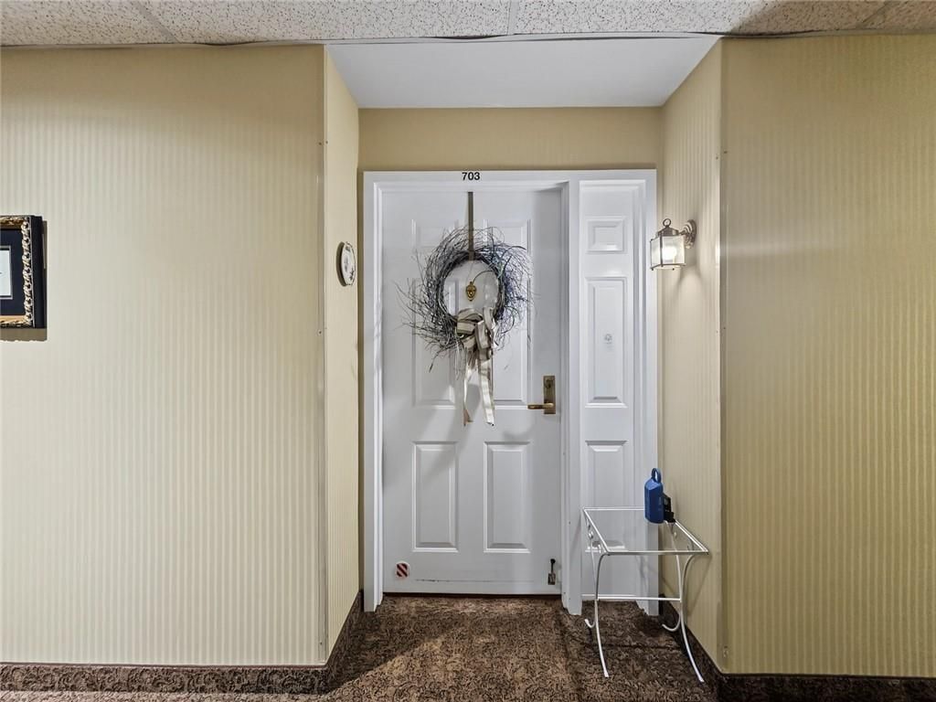 Image 9 of property listing at 1800 Clairmont Lk A703, Decatur, GA 30033