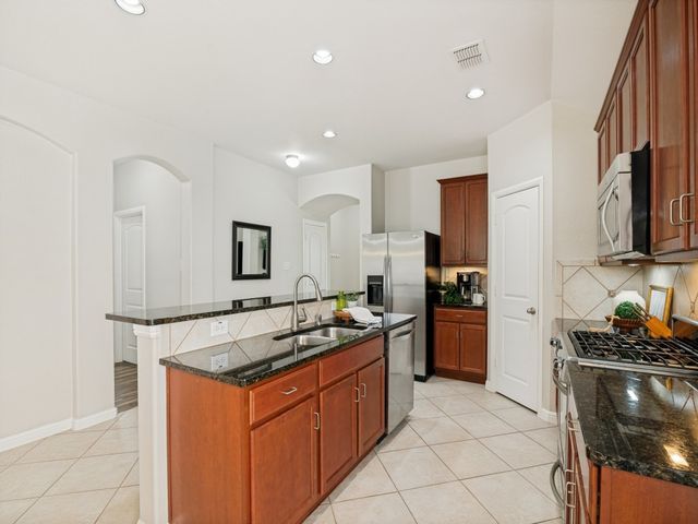 669 Payton Way, Fate, TX 75087