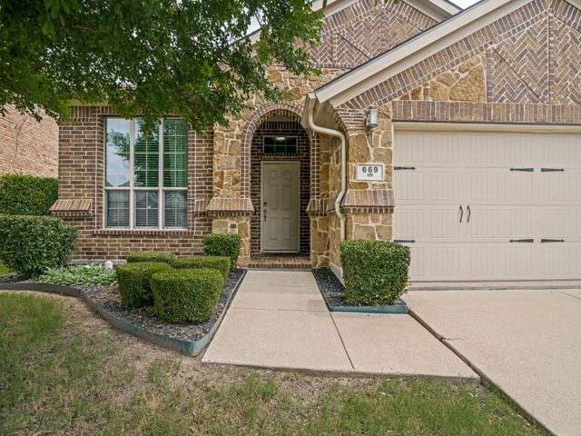 669 Payton Way, Fate, TX 75087