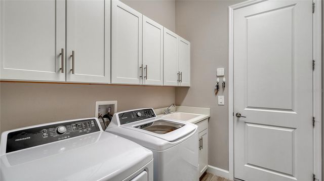 4810 SPARKLING SEA LANE, Bradenton, FL 34211