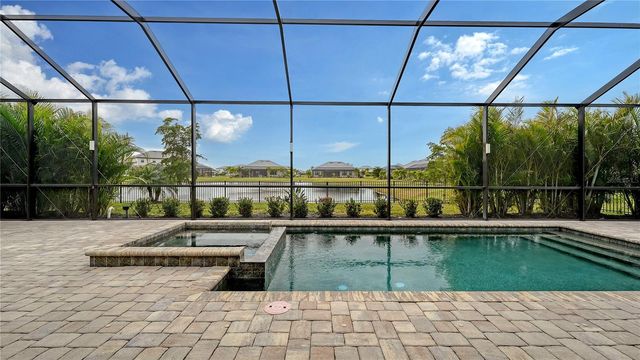4810 SPARKLING SEA LANE, Bradenton, FL 34211