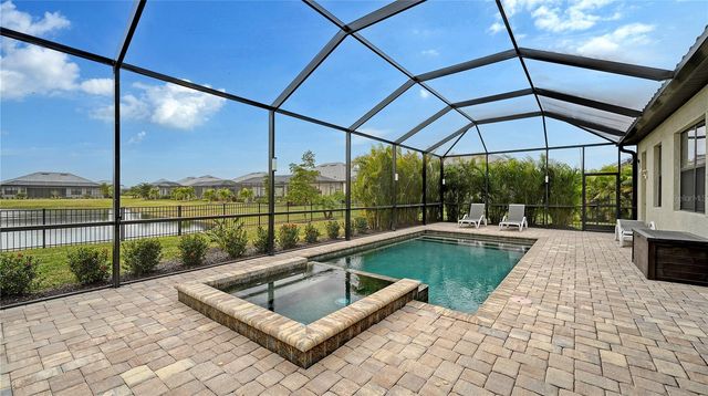 4810 SPARKLING SEA LANE, Bradenton, FL 34211