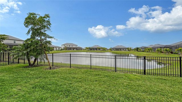 4810 SPARKLING SEA LANE, Bradenton, FL 34211