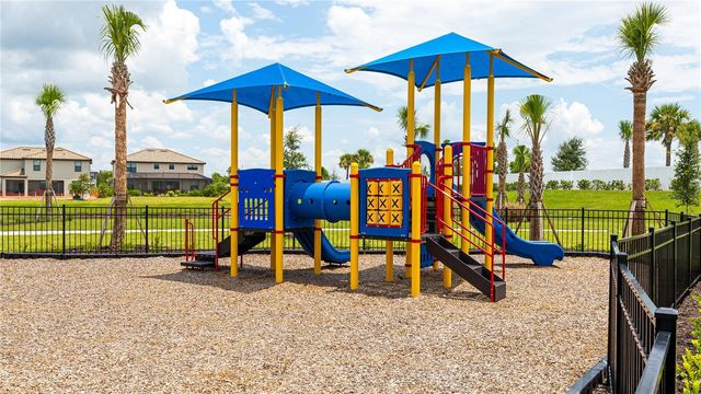 4810 SPARKLING SEA LANE, Bradenton, FL 34211