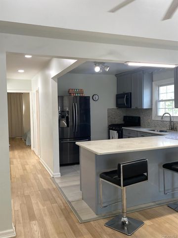 18419 89th Avenue, Hollis, NY 11423