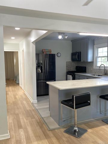 18419 89th Avenue, Hollis, NY 11423