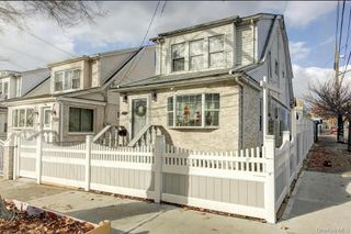 18419 89th Avenue, Hollis, NY 11423