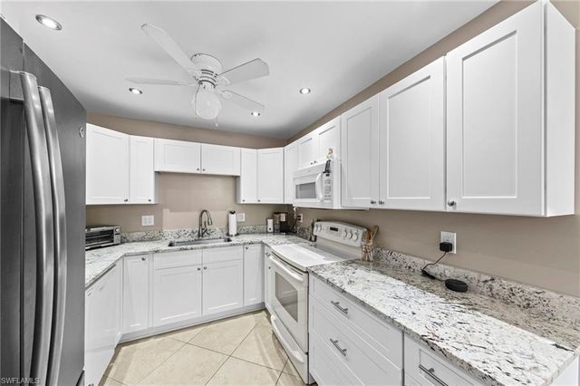 180 Harrison RD # G4, Naples, FL 34112