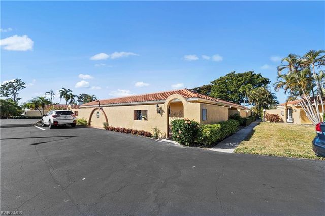 180 Harrison RD # G4, Naples, FL 34112