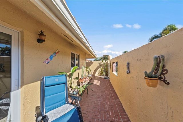 180 Harrison RD # G4, Naples, FL 34112