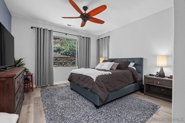 4670 Meadow Dr, Carlsbad, CA 92010