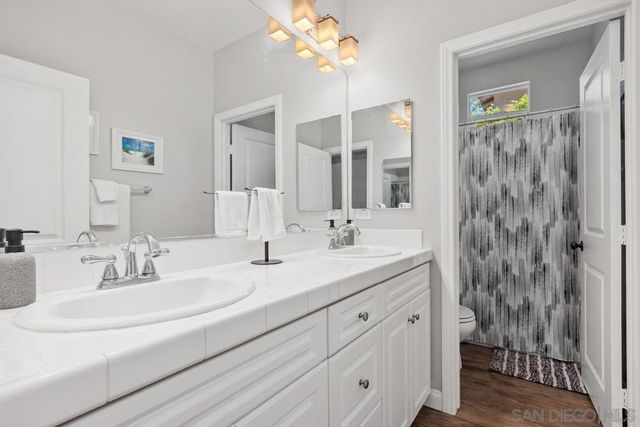 4670 Meadow Dr, Carlsbad, CA 92010