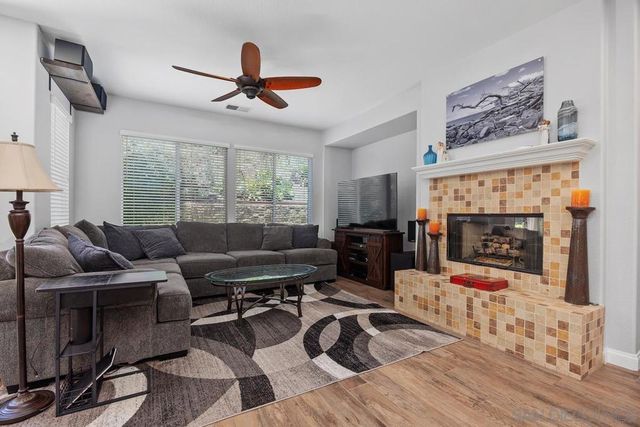 4670 Meadow Dr, Carlsbad, CA 92010
