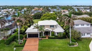 33 Spanish River Drive, Ocean Ridge, FL 33435