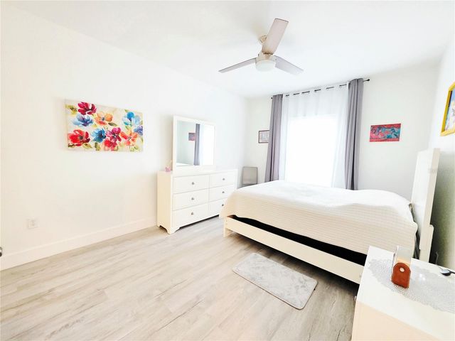 2171 PORTOFINO PLACE 27-2725, Palm Harbor, FL 34683