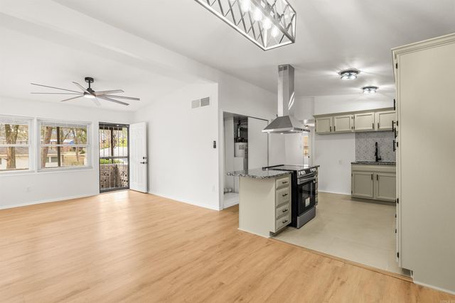 22 Lamont Drive, Little Rock, AR 72209