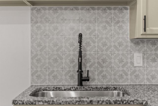 22 Lamont Drive, Little Rock, AR 72209