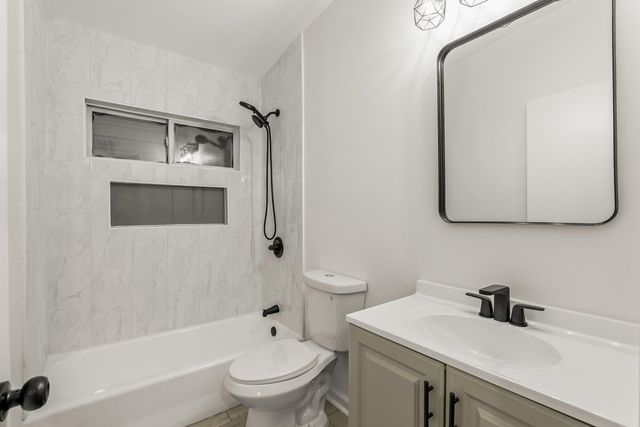 22 Lamont Drive, Little Rock, AR 72209