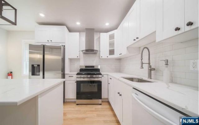 72 Brinkerhoff Terrace, Palisades Park, NJ 07650