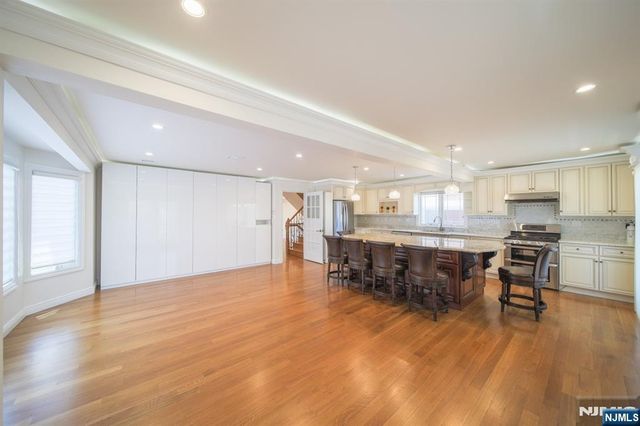 72 Brinkerhoff Terrace, Palisades Park, NJ 07650