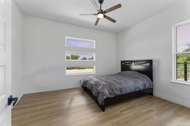 819 Pr 2775, Mico, TX 78056