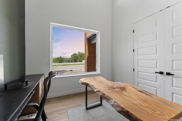 819 Pr 2775, Mico, TX 78056