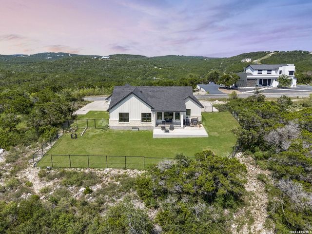 819 Pr 2775, Mico, TX 78056