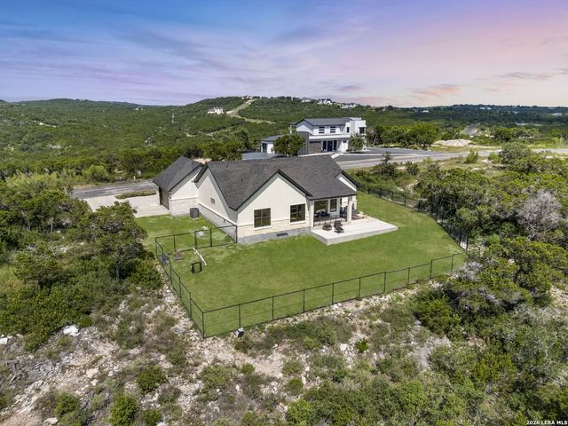 819 Pr 2775, Mico, TX 78056