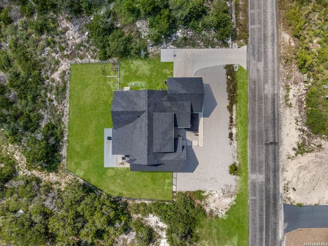 819 Pr 2775, Mico, TX 78056