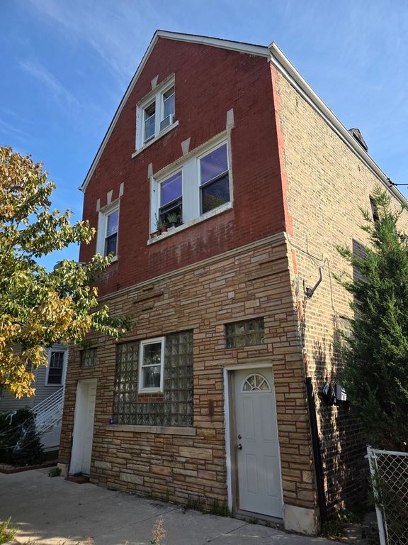 1515 S 49TH Avenue, Cicero, IL 60804