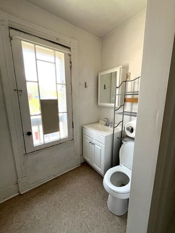 154 Main Street, Winooski, VT 05404