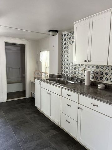 154 Main Street, Winooski, VT 05404