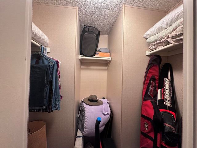 5455 E Coconino Drive, Topock, AZ 86436