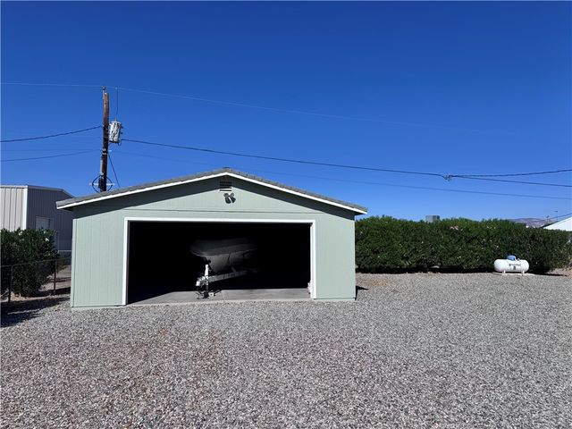 5455 E Coconino Drive, Topock, AZ 86436