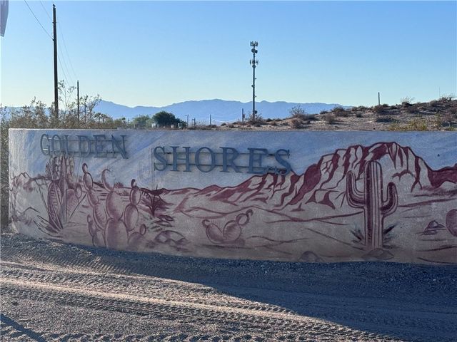 5455 E Coconino Drive, Topock, AZ 86436