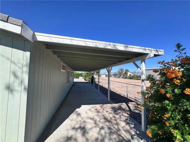 5455 E Coconino Drive, Topock, AZ 86436