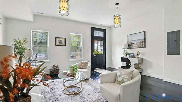 622 Grove Ave, Petersburg, VA 23803