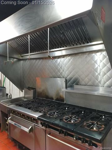 12835 Conant Street, Hamtramck, MI 48212