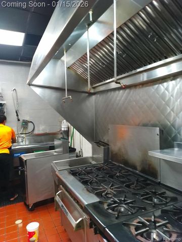 12835 Conant Street, Hamtramck, MI 48212