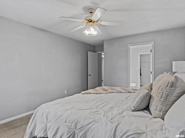 1212 Dani Lane, Springfield, IL 62712